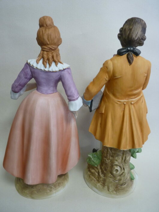 Couple de personnages en biscuit – Image 4