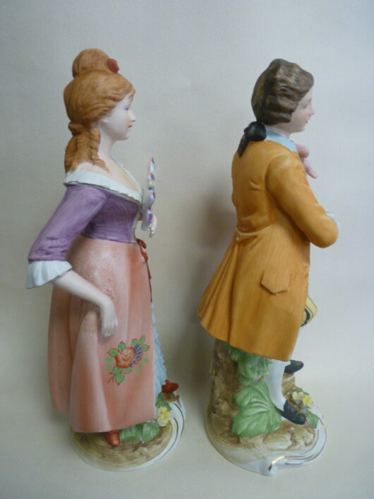 Couple de personnages en biscuit – Image 5