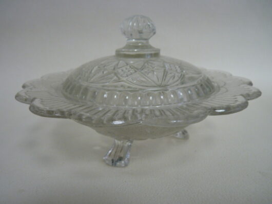 Bonbonnière tripode en verre – Image 2