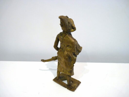 Personnage en bronze à la cire perdue – Image 2