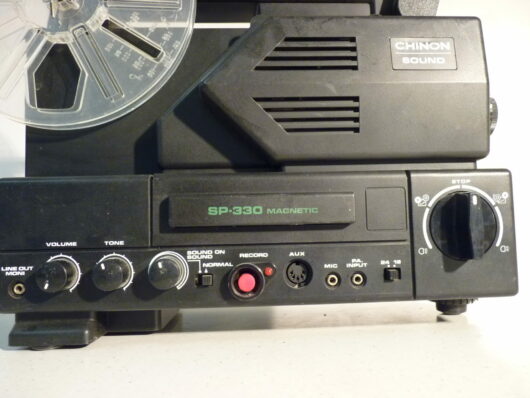 Projecteur super 8 sonore Chinon SP-330 – Image 3