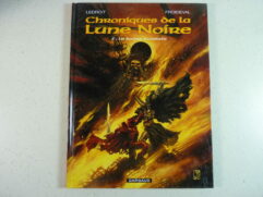 Chroniques de la Lune Noire T5 - Quand sifflent les serpents