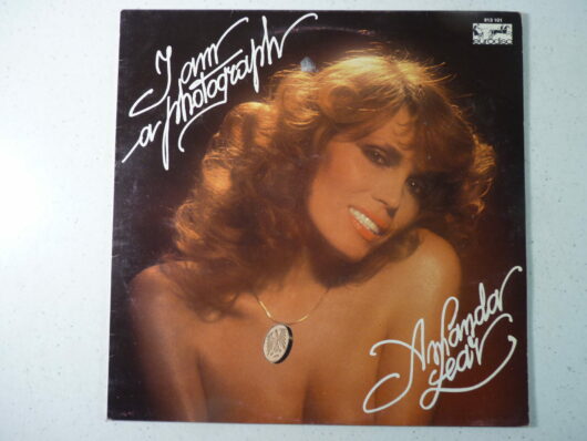 Amanda Lear – I am a Photograph